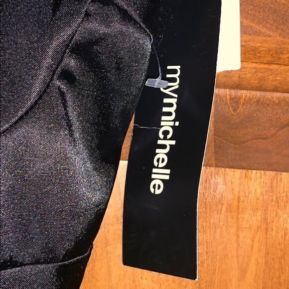 NWT dress   - Picture 5 of 8